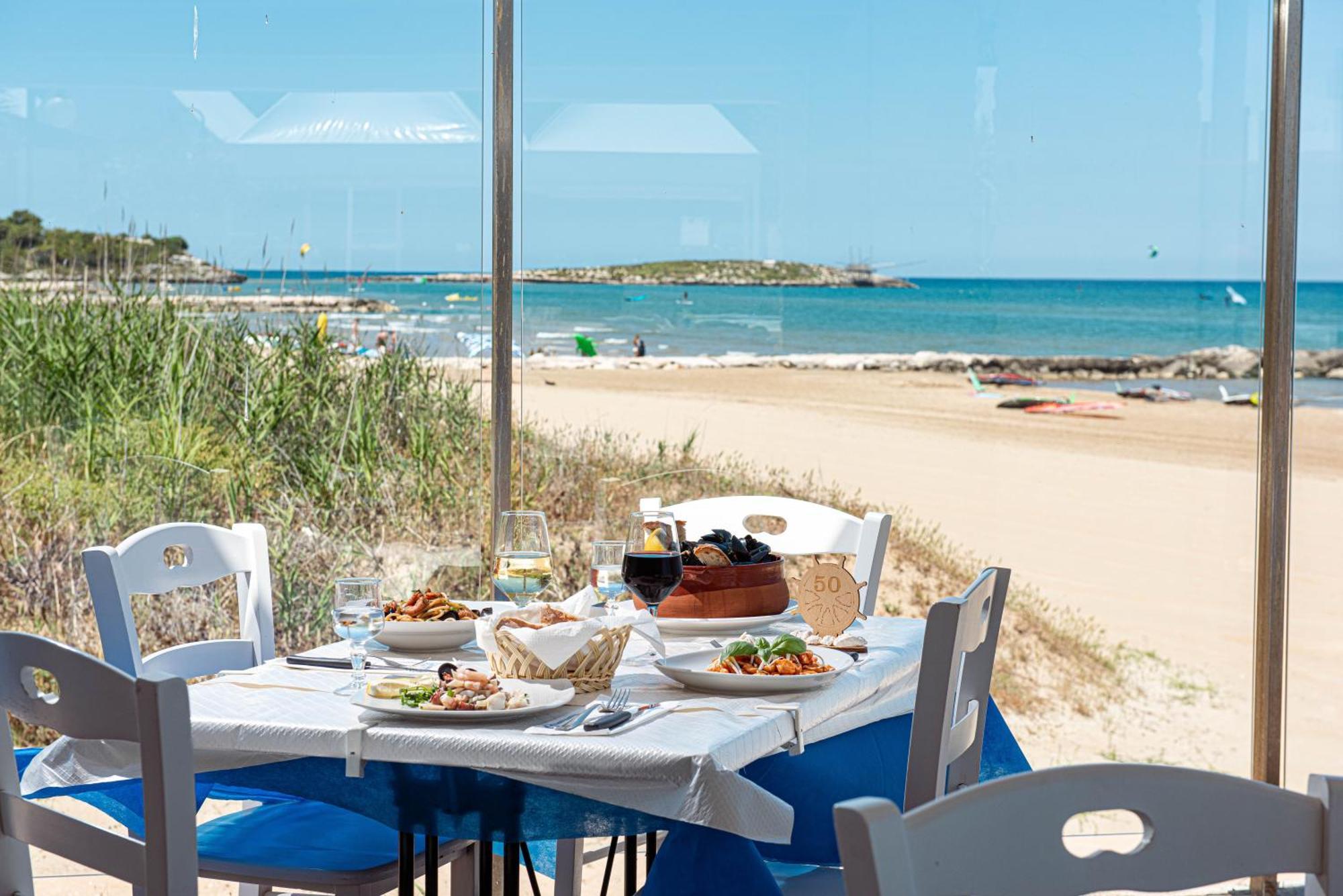 Villaggio Camping Spiaggia Lunga Βιέστε Εξωτερικό φωτογραφία